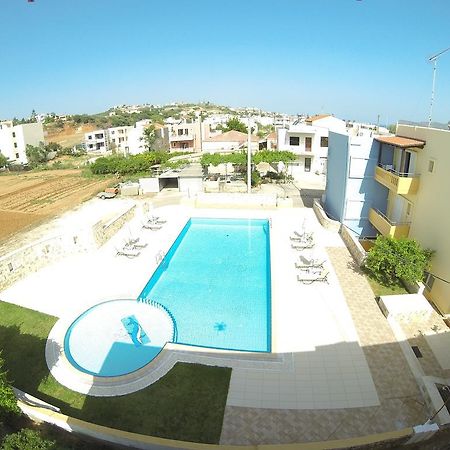Irini Stalos Apartments ภายนอก รูปภาพ
