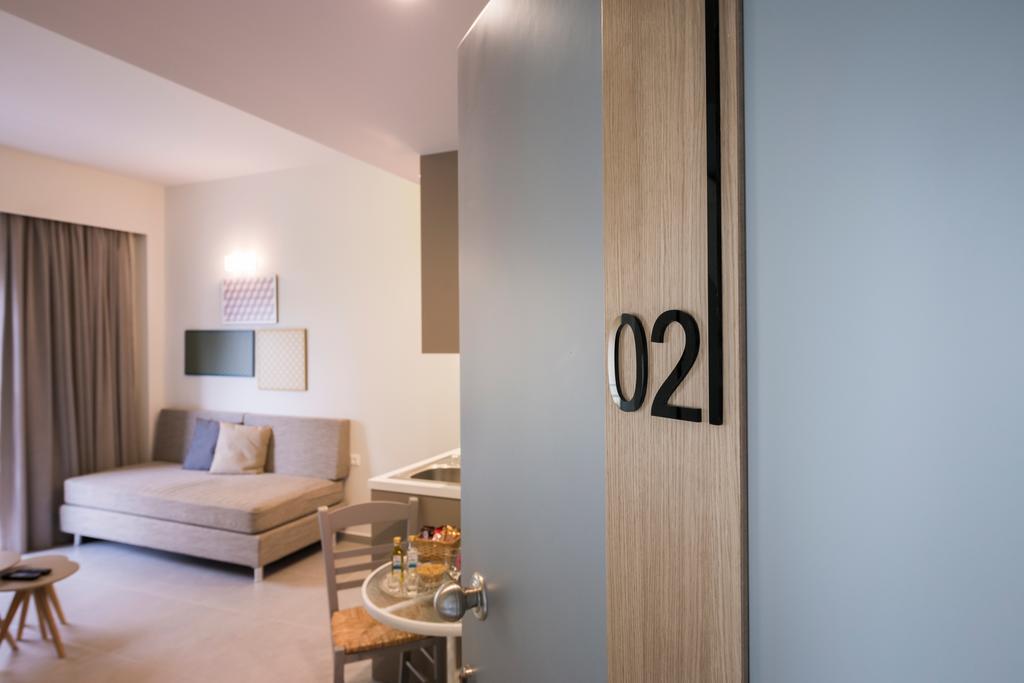 Irini Stalos Apartments ภายนอก รูปภาพ