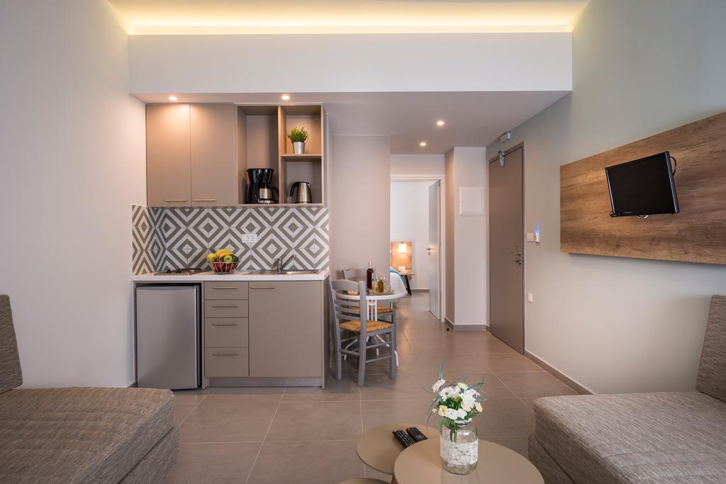 Irini Stalos Apartments ภายนอก รูปภาพ