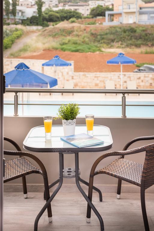 Irini Stalos Apartments ภายนอก รูปภาพ