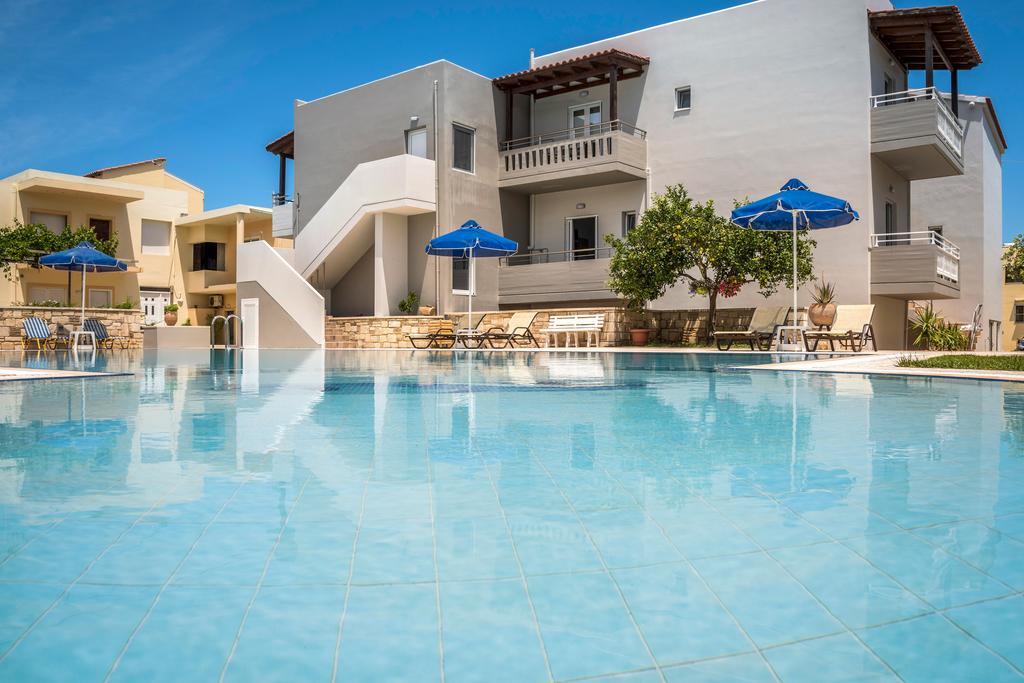 Irini Stalos Apartments ภายนอก รูปภาพ