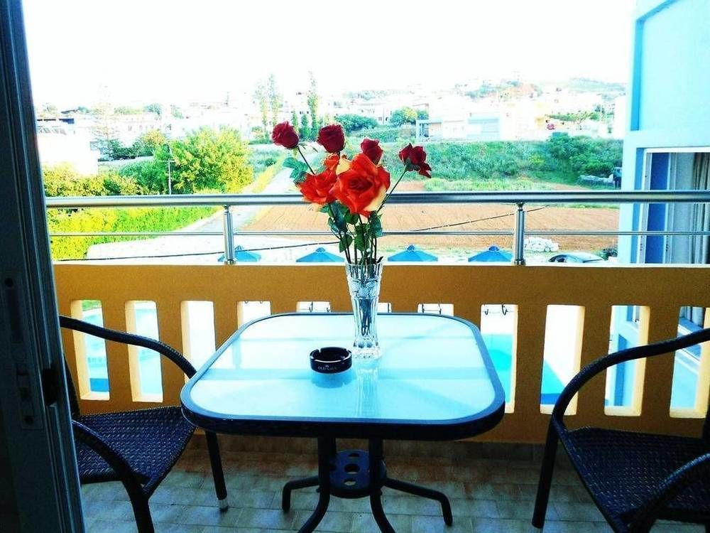 Irini Stalos Apartments ภายนอก รูปภาพ