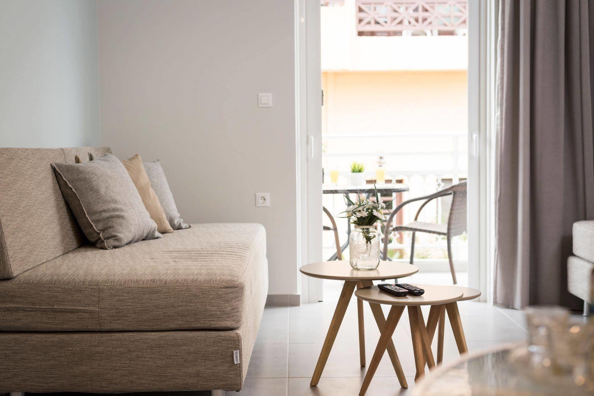 Irini Stalos Apartments ภายนอก รูปภาพ