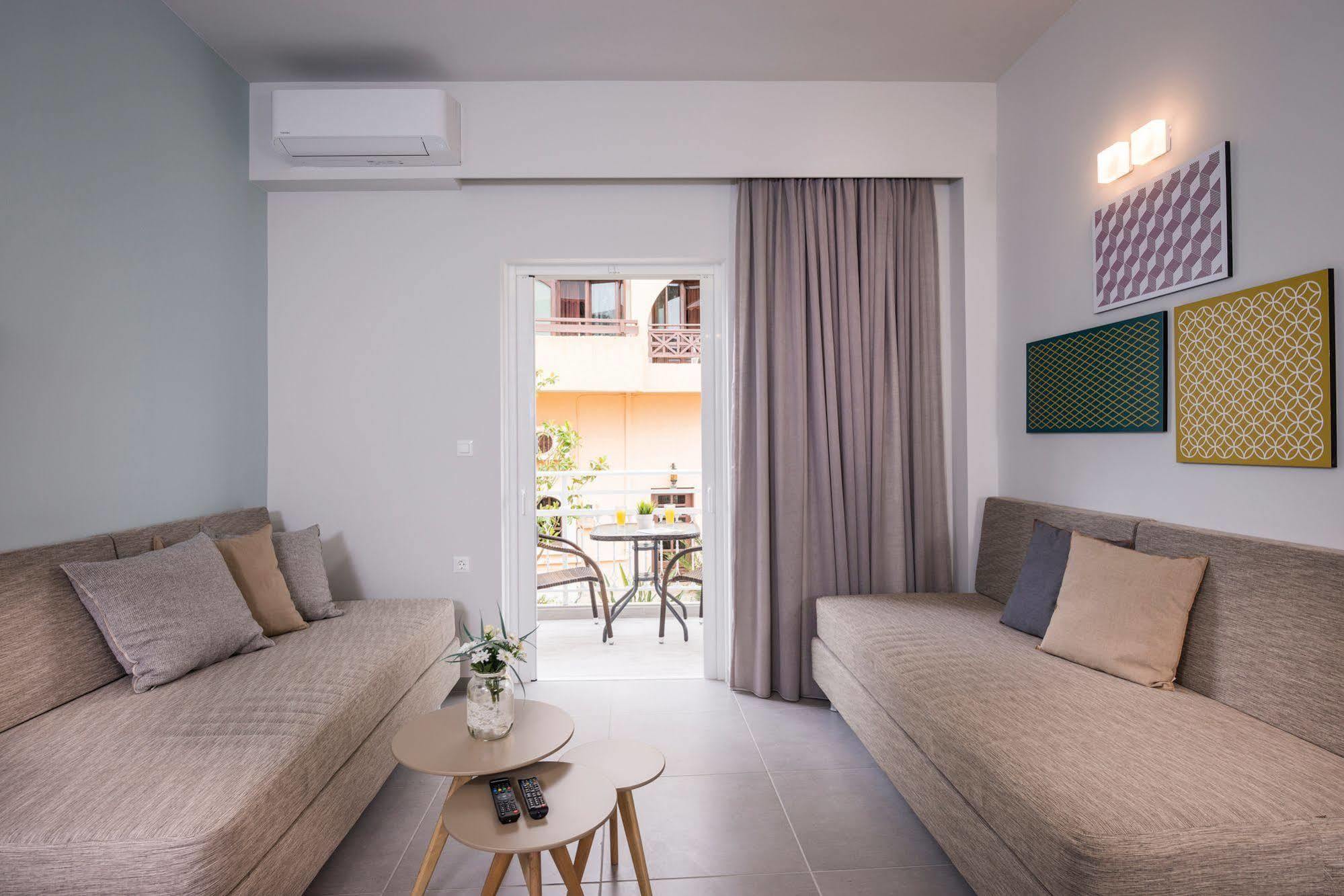 Irini Stalos Apartments ภายนอก รูปภาพ