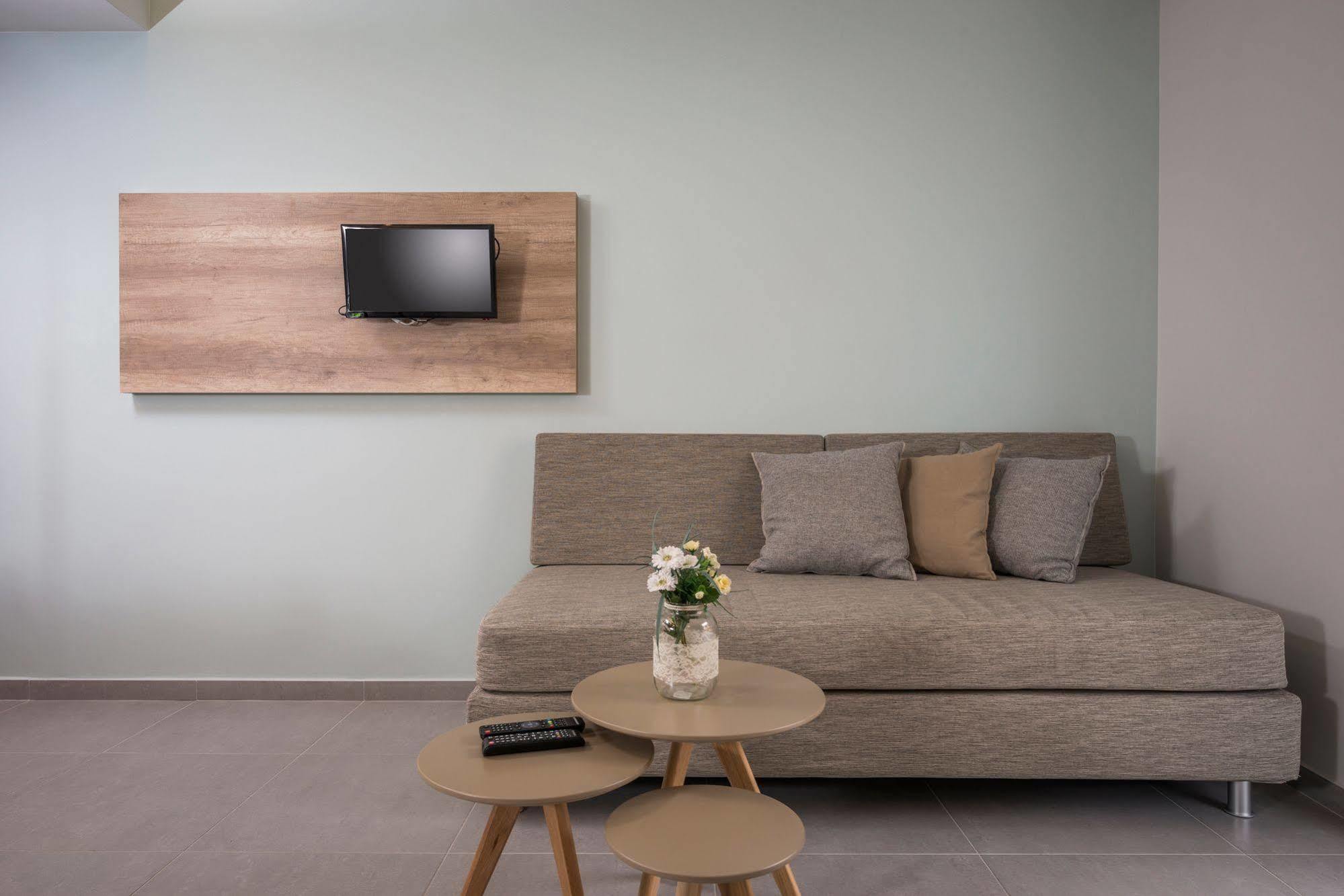 Irini Stalos Apartments ภายนอก รูปภาพ
