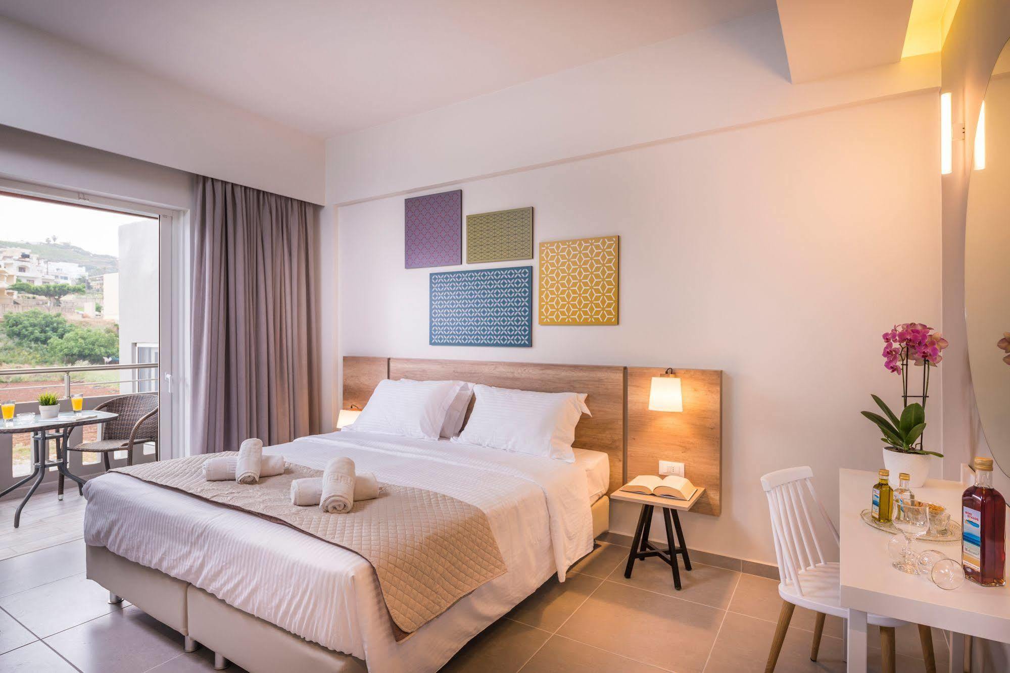 Irini Stalos Apartments ภายนอก รูปภาพ